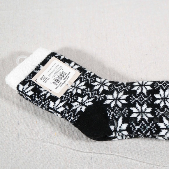 Bundle of 2 NWT Bass Woman One Size Cozy Slipper Sock - Picture 4 of 10